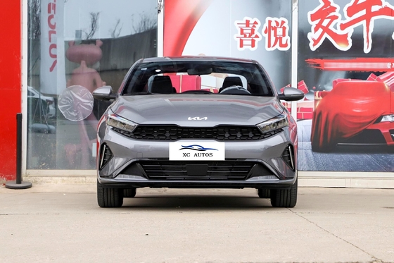 2024 Importação Kia K3 Sedan Carro 360° Câmera traseira de alta velocidade Gas e material dos assentos de couro