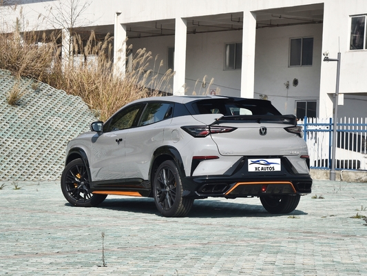 Changan Uni-t 1.5t Fwd Carro a gasolina com potência máxima de 100-150PS e 6 radares