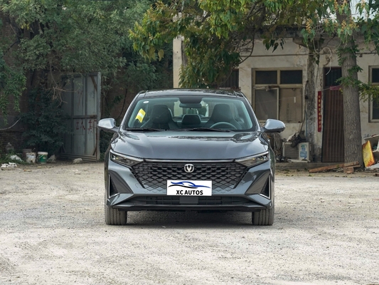 2023 Turbo 5 lugares Changan Yida Sedan ODM Sport Automático Bom estado ESC Incluído