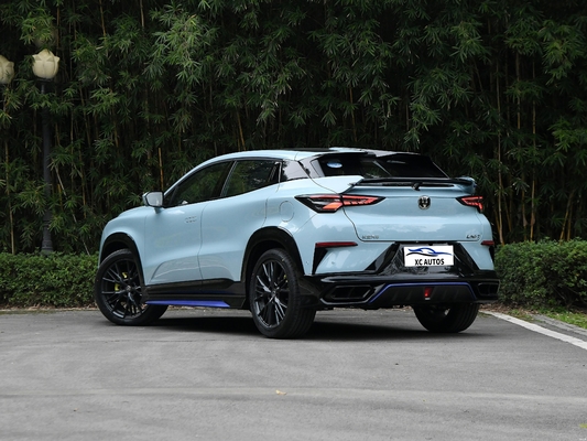 Changan UNI-T 1.5T Awd SUV a gasolina Carro com farol LED e distância entre eixos 2500-3000mm