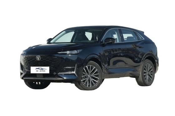2023 Changan UNI-K Hybrid SUV Luxe Model com teto solar panorâmico e manual de gasolina