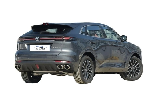 2023 Changan UNI-K Hybrid SUV Luxe Model com teto solar panorâmico e manual de gasolina