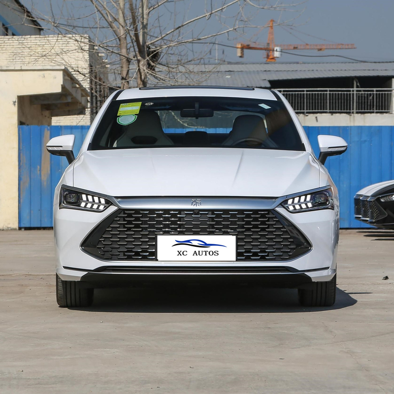 Potência máxima 150-200PS BYD Qin Plus Dm-I Veículo elétrico híbrido Sedan Direção esquerda