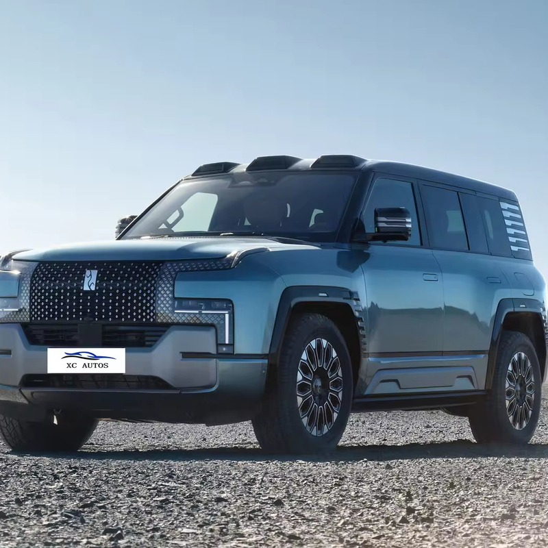 BYD Yangwang U8 Hybrid Car EV SUV Off-road Veículo de luxo para a emoção off-road