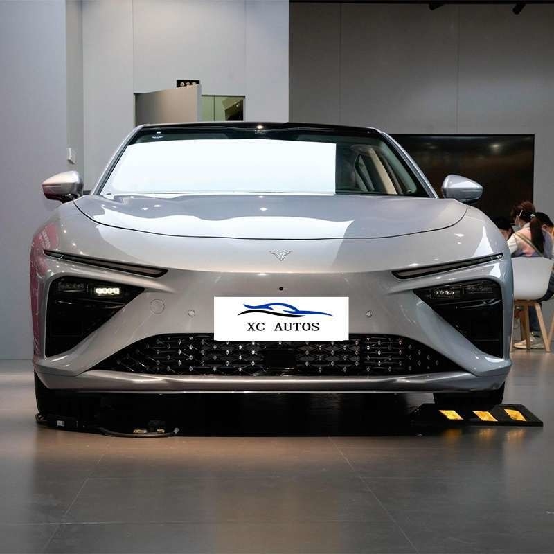 Neta Nezha S Plus Long Battery Life Médio de tamanho 1-25000 milhas de quilometragem Carro doméstico usado