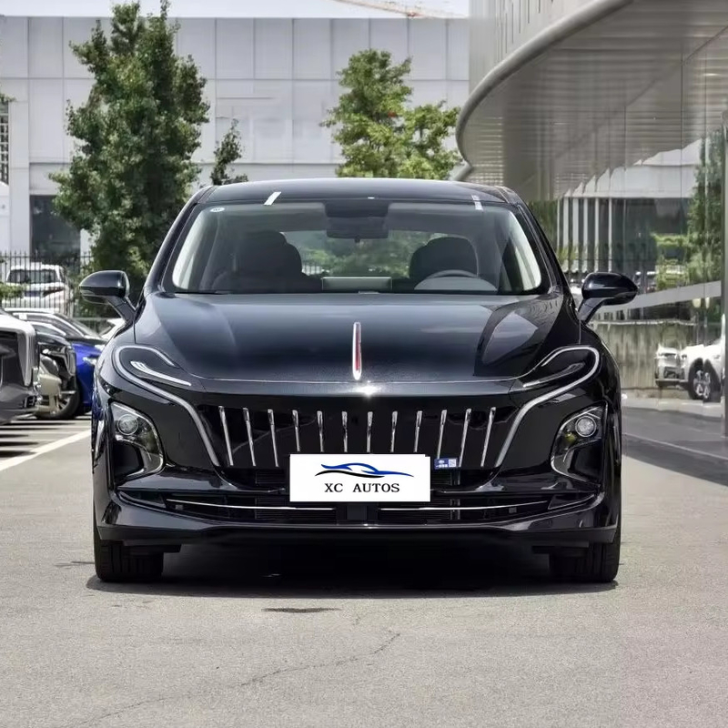 2023 Hongqi E-QM5 Elétrico puro de 5 lugares Cor preta de 4 portas 5 lugares para o mercado russo