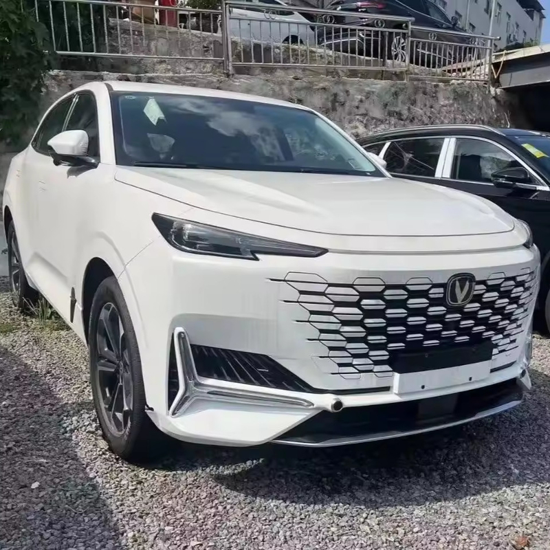 2023 Changan SUV CS75 Plus 5 lugares SUV Carro a gasolina com sistema de direção elétrica