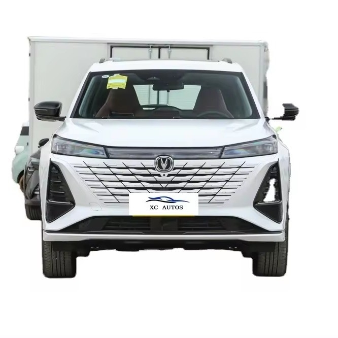 SUV 2024 3rd Gen. Champion Editar. 2.0T Automático Motor de Direção Inteligente Ver. 2.0T 233hp L4 CHANGAN CS75 PLUS gasolina