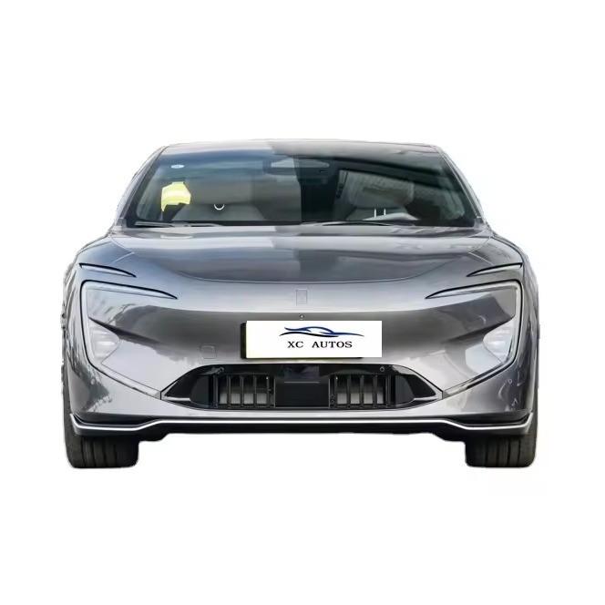 Estrutura do corpo de 4 portas e 5 lugares Avatr 12 EV 2024 650 Triple Laser 4WD Performance Edition