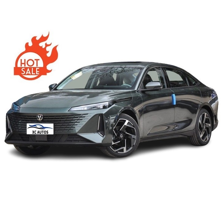 Changan Yida Sports Car 2023 AWD Automóvel usado a gasolina com volante multifunção